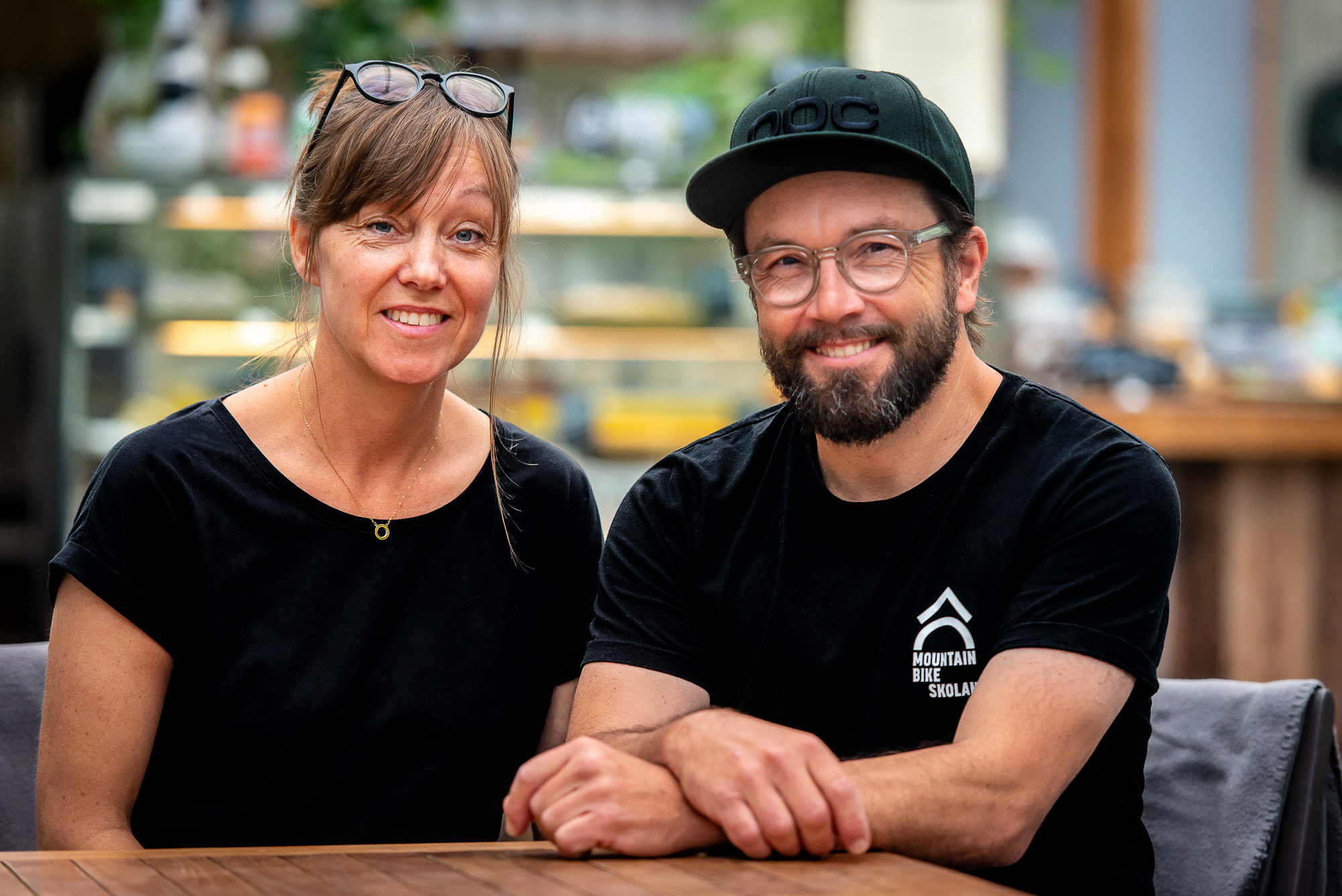 Jenny och Daniel, grundare av Mountainbikeskolan och Kafé Källtorp